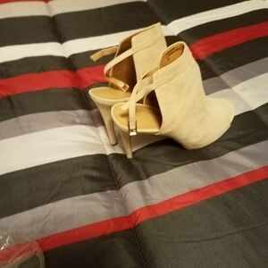 New Beige 4 Inch Sandal Dress Heels  Ann Michell